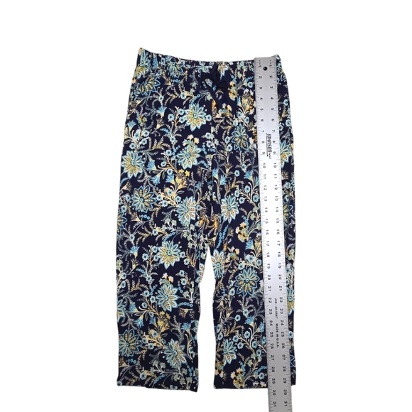 NWT Pajama Set Liz Claiborne XS Short Sleeve Tee Capris Pants Navy Blue Floral - Picture 10 of 12